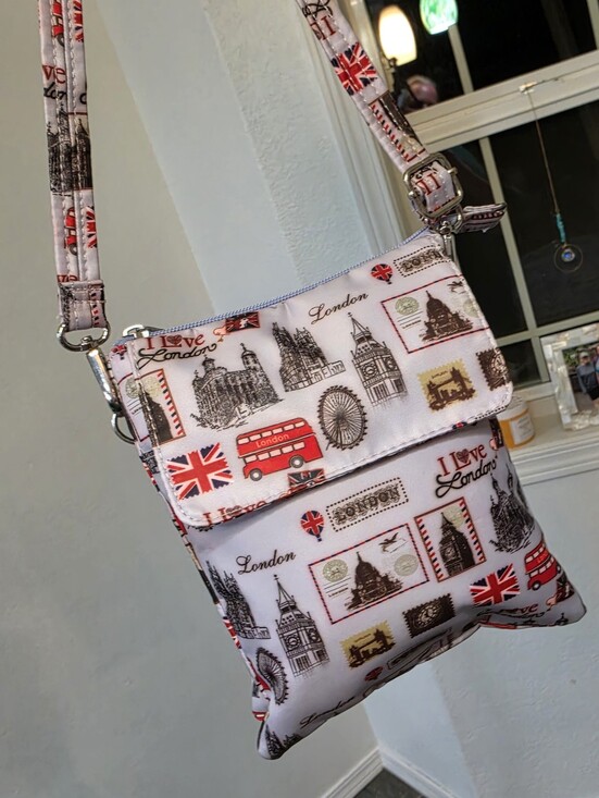 Handbags - London Travel Tote - Souvenirs & Gifts Crossbody Shoulder Bag